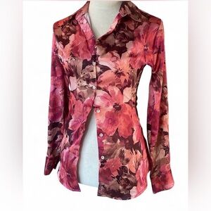 Haver + Blair Pink floral silk blouse with long sleeves and button down collar